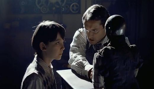 Hugo - Asa Butterfield and Jude Law