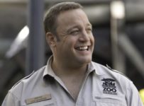 Kevin James in 'Zookeeper'