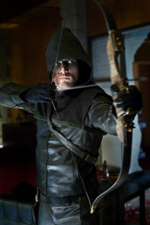 New Clip, TV Spot and Promo Photos from CW’s Arrow – The Reel Bits