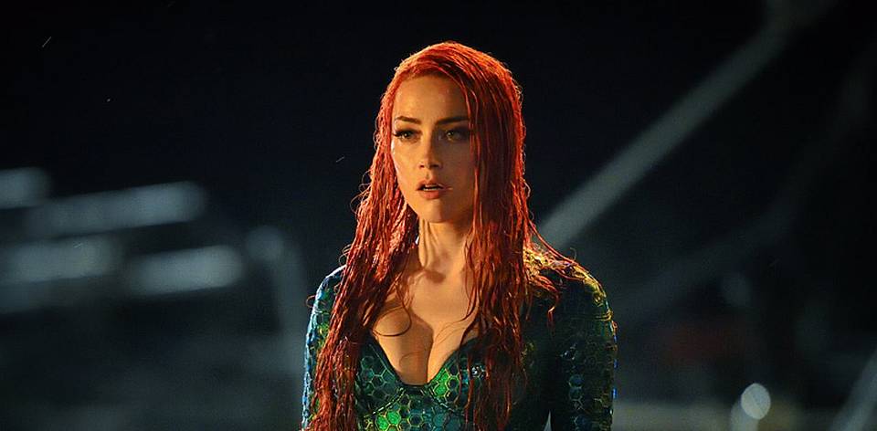 Photo Of Amber Heard Floats To Surface From ‘aquaman The Reel Bits