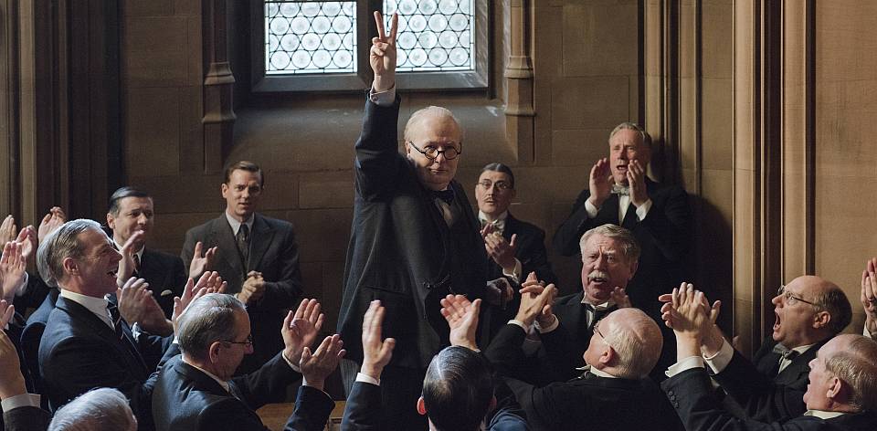 (ctr) Gary Oldman stars as Winston Churchill in director Joe Wright's DARKEST HOUR, a Focus Features release. Credit: Jack English / Focus Features