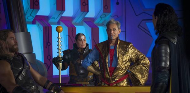 Marvel Studios Thor: Ragnarok..L to R: Thor (Chris Hemsworth), Topaz (Rachel House), Grandmaster (Jeff Goldblum) and Loki (Tom Hiddleston)..Photo: Jasin Boland..©Marvel Studios 2017